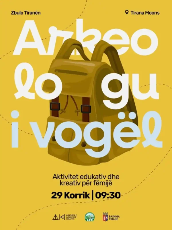 Arkeologu i vogël fëmijë