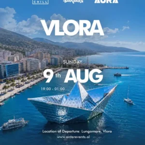 Aura Collective festë në varkë Vlorë